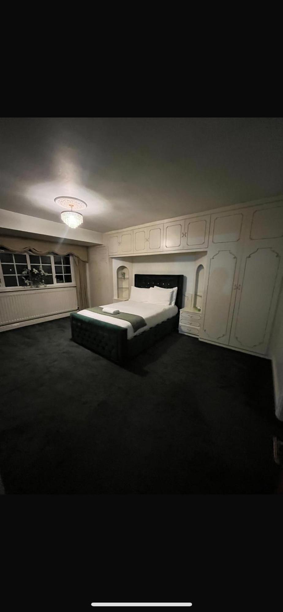 Unwind In Comfort At Cosy Caradus Your 4 Bedroom Home Sweet Home! Birmingham Extérieur photo