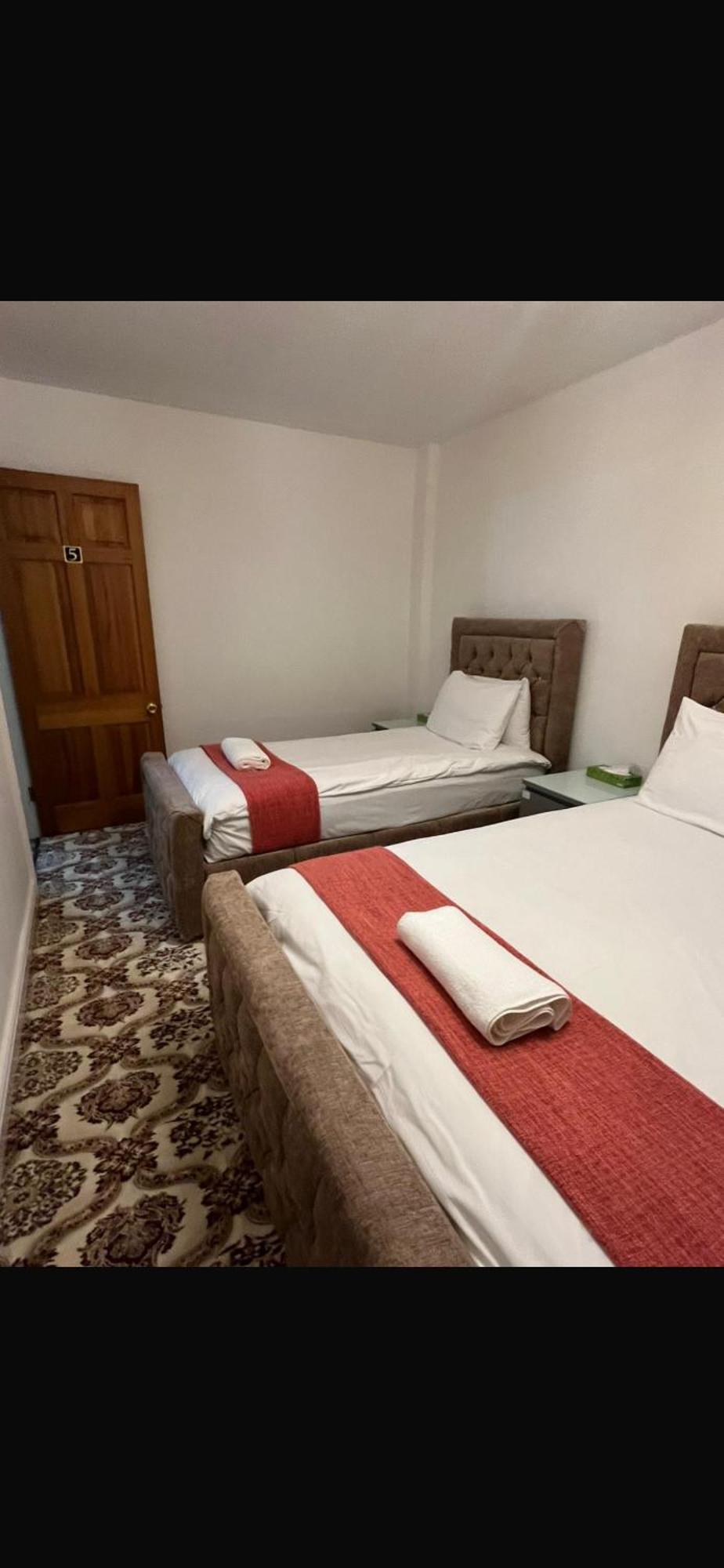Unwind In Comfort At Cosy Caradus Your 4 Bedroom Home Sweet Home! Birmingham Extérieur photo