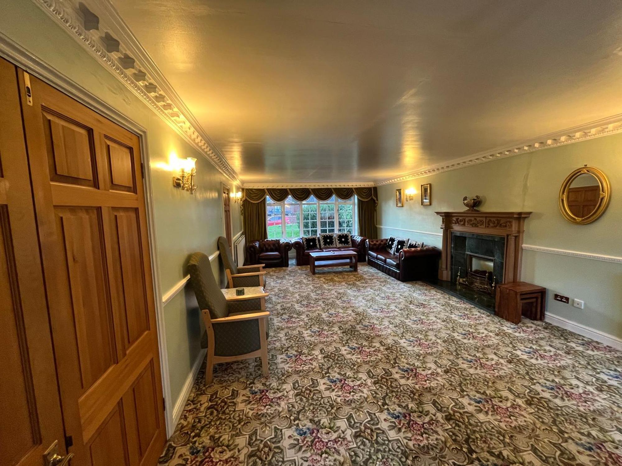 Unwind In Comfort At Cosy Caradus Your 4 Bedroom Home Sweet Home! Birmingham Extérieur photo