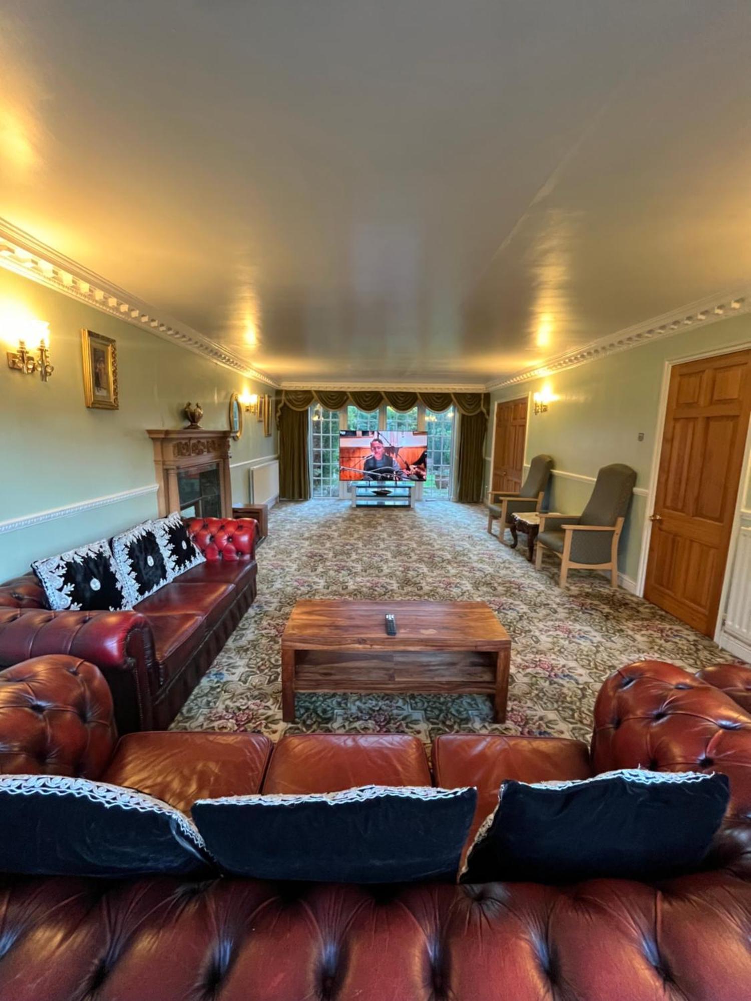 Unwind In Comfort At Cosy Caradus Your 4 Bedroom Home Sweet Home! Birmingham Extérieur photo